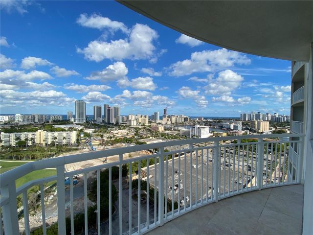 3-bedroom condo for rent in Hallandale Beach - 1755 E Hallandale Beach Blvd 2003E - MondialRealty