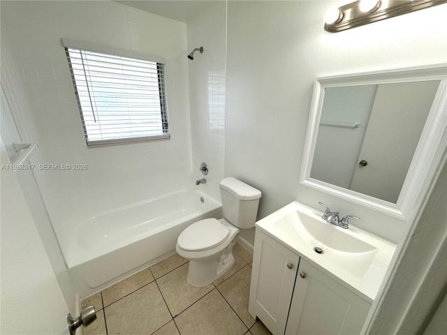 Home for rent at 1641 NW 24th Ter - photo 7482667