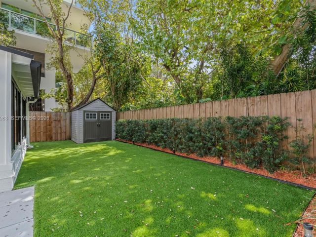 Home for rent at 710 NE 62nd St - photo 7449140