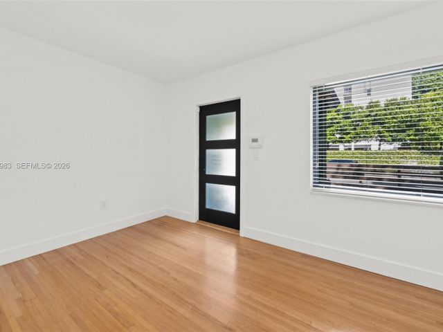 Home for rent at 710 NE 62nd St - photo 7449145