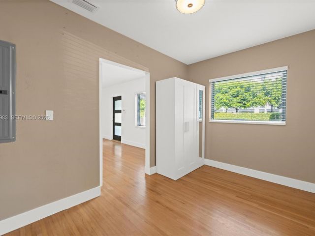 Home for rent at 710 NE 62nd St - photo 7449147