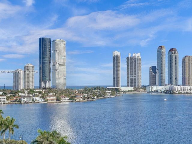 Apartment for sale  Unit #1212 - photo 7515807