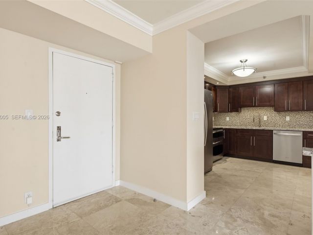 Apartment for sale  Unit #1212 - photo 7515815