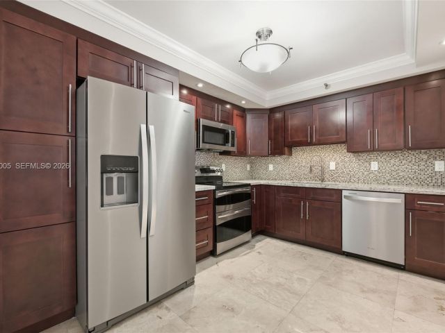 Apartment for sale  Unit #1212 - photo 7515816