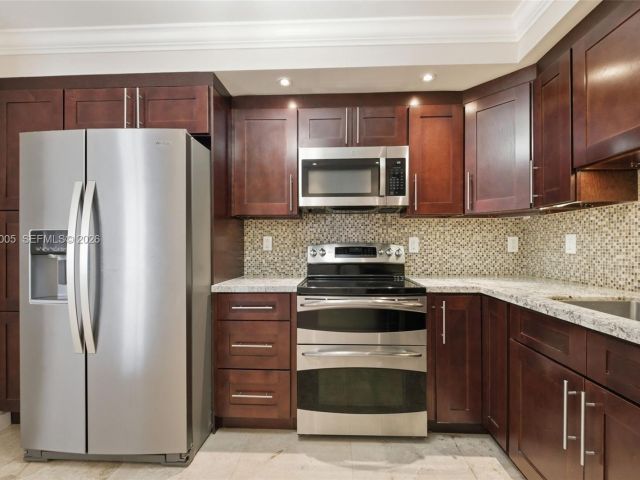 Apartment for sale  Unit #1212 - photo 7515817