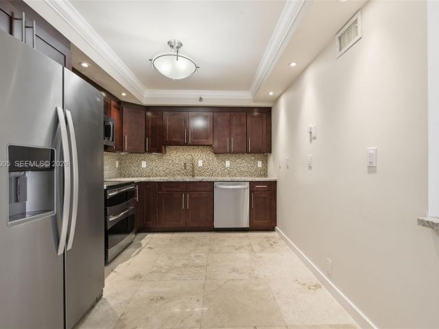 Apartment for sale  Unit #1212 - photo 7515818