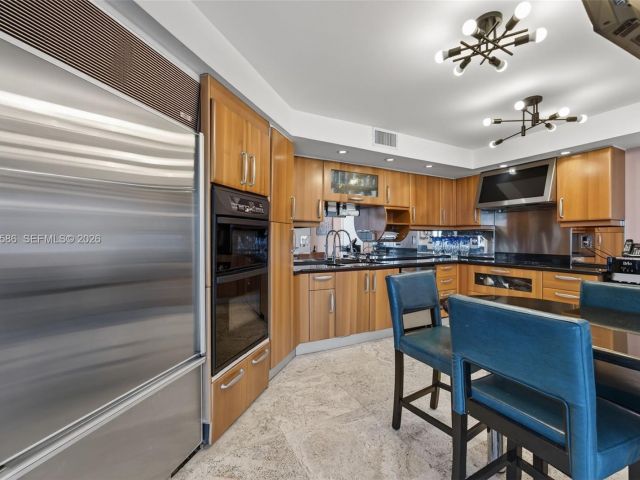 Apartment for rent  Unit #411 - photo 7513674