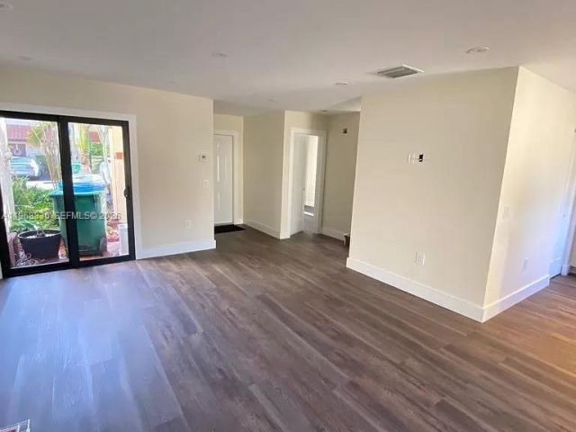 Home for rent at 13161 SW 95th Ave 1 - photo 7449934