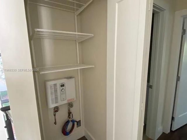 Home for rent at 13161 SW 95th Ave 1 - photo 7449944