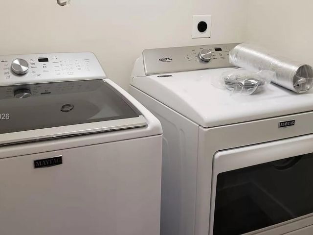 Home for rent at 13161 SW 95th Ave 1 - photo 7449945