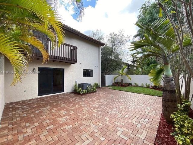 Home for rent at 13161 SW 95th Ave 1 - photo 7449947