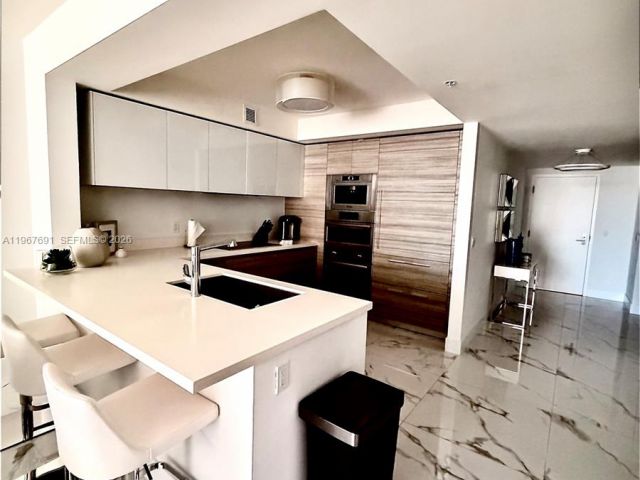 Apartment for sale  Unit #4-1206 - photo 7490182