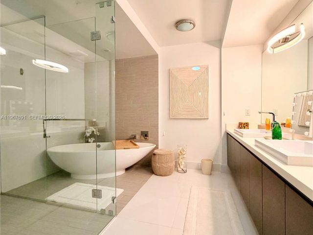 Apartment for sale  Unit #4-1206 - photo 7490186