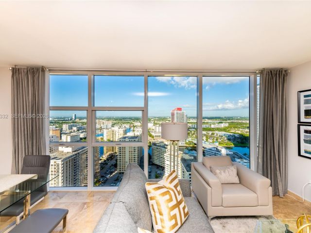 Apartment for rent  Unit #2907 - photo 7499873