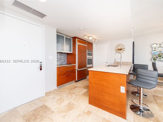 1-bedroom condo for rent in Hallandale Beach - 1830 S Ocean Dr 2907 - MondialRealty