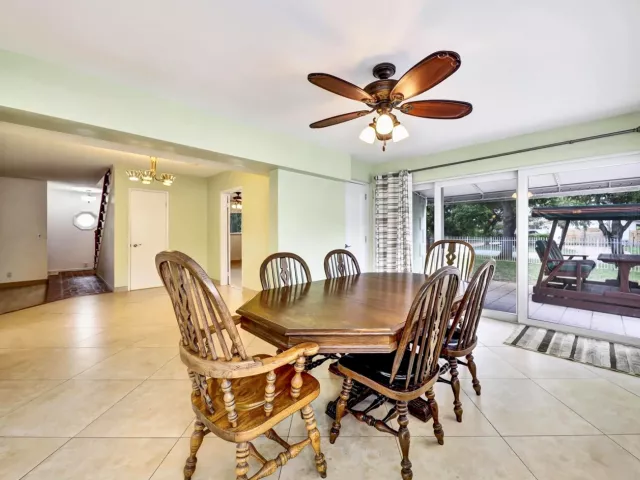 5-bedroom home for sale in Pompano Beach - 2780 SE 5th Court - MondialRealty