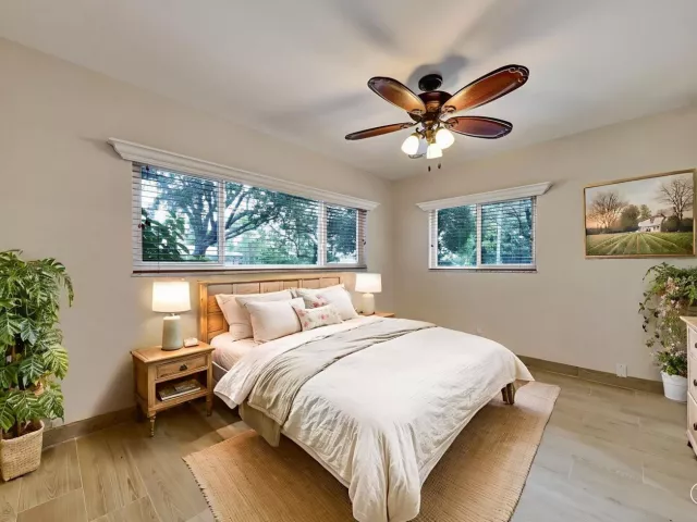 5-bedroom home for sale in Pompano Beach - 2780 SE 5th Court - MondialRealty