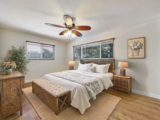 5-bedroom home for sale in Pompano Beach - 2780 SE 5th Court - MondialRealty