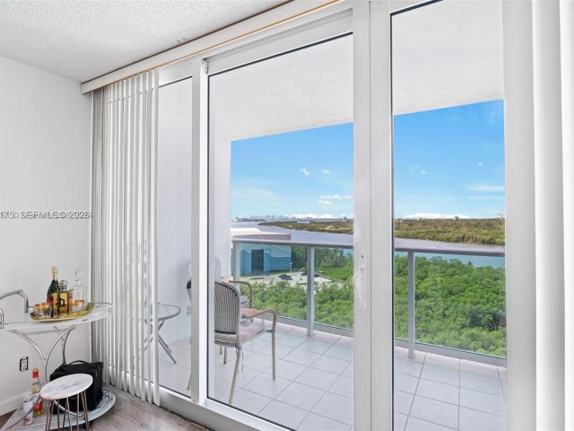 Apartment for sale  Unit #1418 - photo 7484256