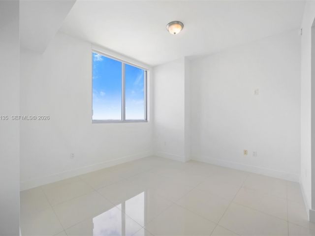 Apartment for rent  Unit #5109 - photo 7486958