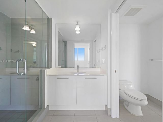 Apartment for rent  Unit #5109 - photo 7486961