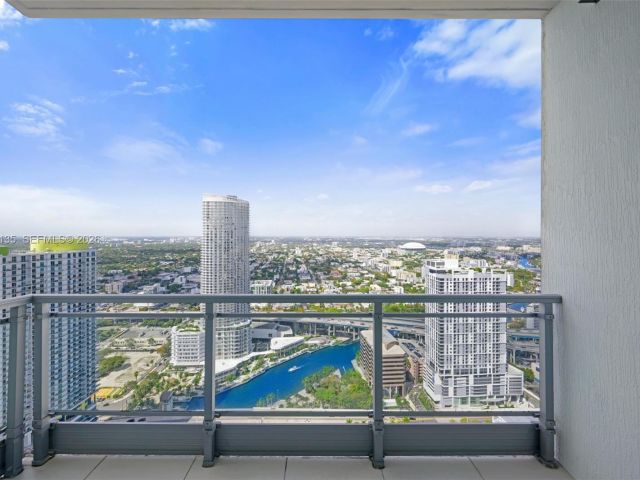 Apartment for rent  Unit #5109 - photo 7486965