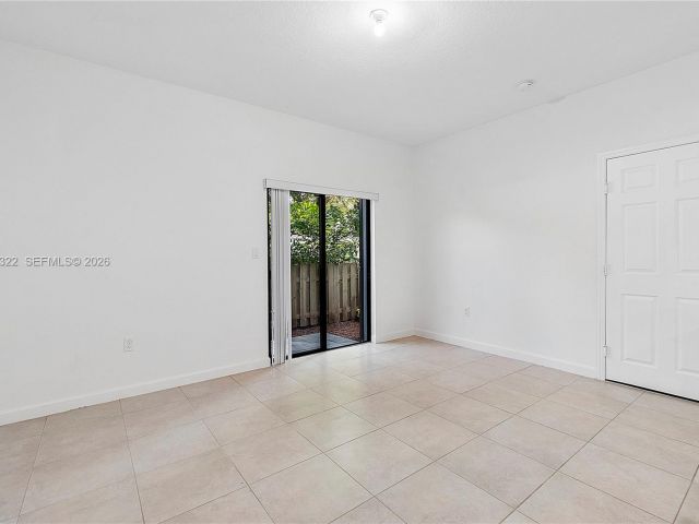 Home for rent at 1541 SW 28th St 1541 - photo 7483541