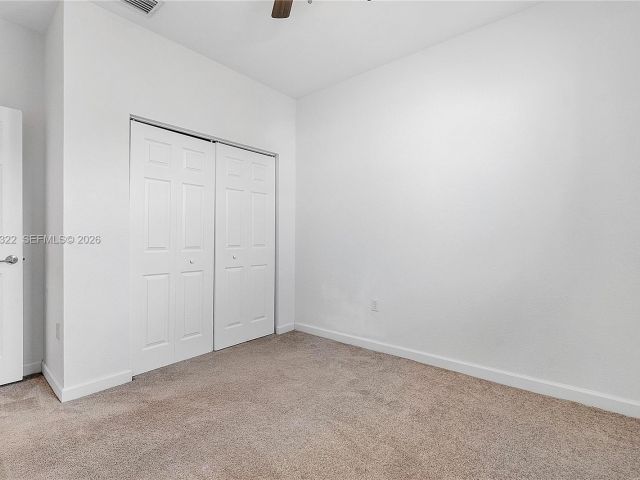 Home for rent at 1541 SW 28th St 1541 - photo 7483551