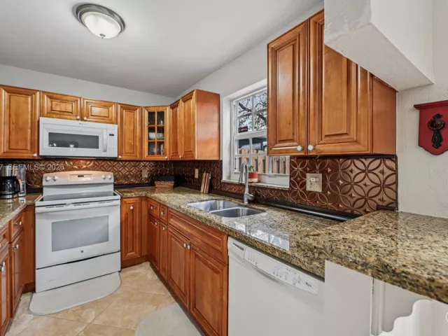 Home for sale at 12252 SW 50th Pl - photo 7450778