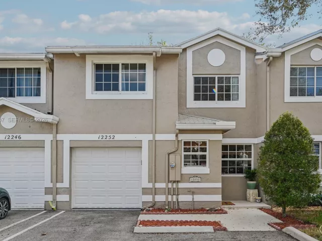 Home for sale at 12252 SW 50th Pl - photo 7450767