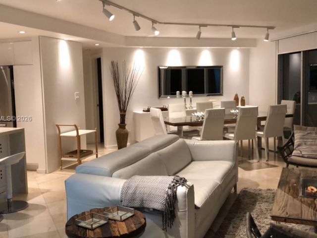 Apartment for rent  Unit #532 - photo 7504695