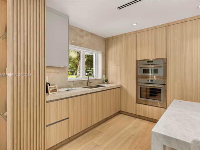 Home for rent at 6011 Maynada St - photo 7471076