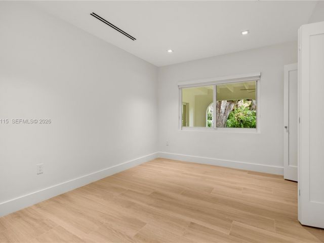 Home for rent at 6011 Maynada St - photo 7471089