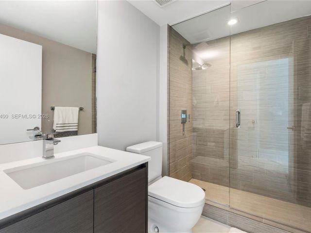 Apartment for sale  Unit #4-806 - photo 7490155