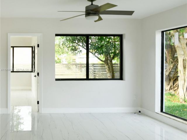 Home for rent at 1231 NW 68th St 1231 - photo 7449045