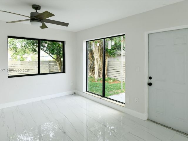 Home for rent at 1231 NW 68th St 1231 - photo 7449052