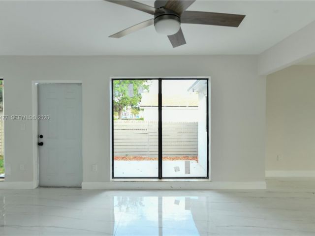 Home for rent at 1231 NW 68th St 1231 - photo 7449053