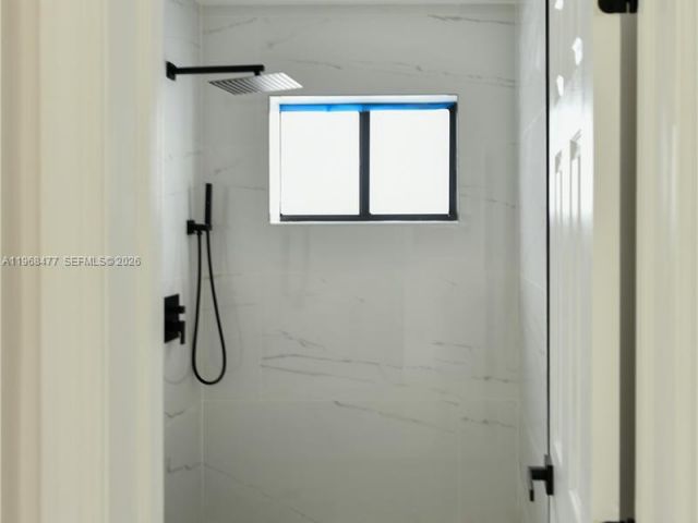 Home for rent at 1231 NW 68th St 1231 - photo 7449055