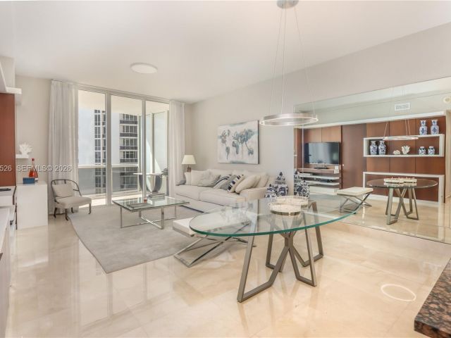 Apartment for rent  Unit #1102 - photo 7496859