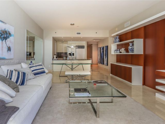 Apartment for rent  Unit #1102 - photo 7496862