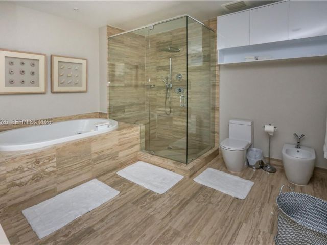 Apartment for rent  Unit #1102 - photo 7496874