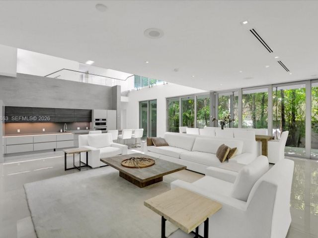 Home for rent at 7830 Atlantic Way - photo 7469457