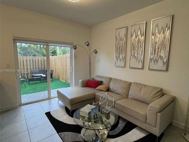 3-bedroom home for rent in Homestead - 17982 SW 359th Ter - MondialRealty
