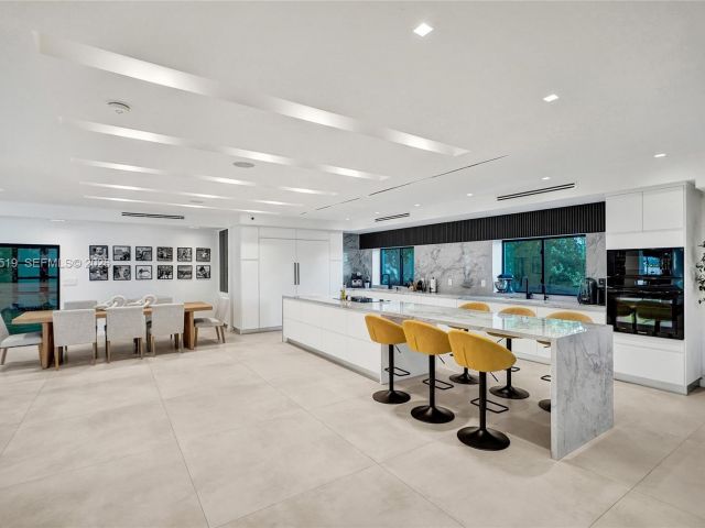 Home for sale at 1977 S Oak Haven Cir - photo 7518836