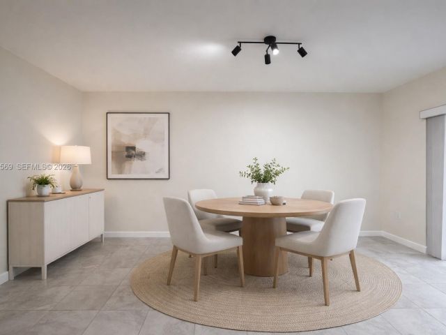 Home for rent at 323 NE 208th Ter 0 - photo 7449383