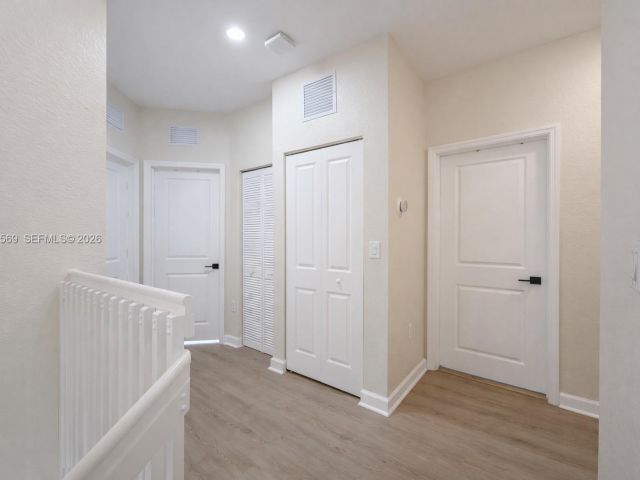 Home for rent at 323 NE 208th Ter 0 - photo 7449387