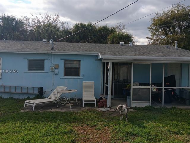 Home for sale at 6521 SW 112th Ave - photo 7449360