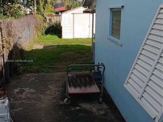 Home for sale at 6521 SW 112th Ave - photo 7449374