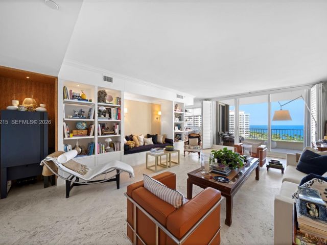 Apartment for rent  Unit #1001 - photo 7490471