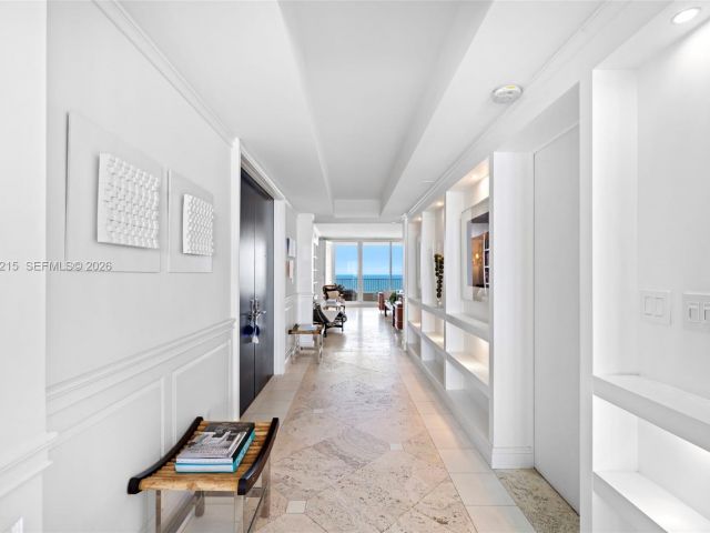 Apartment for rent  Unit #1001 - photo 7490476